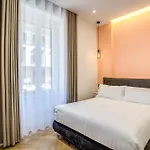 Maison d'hôtes Vatican Eagle 4*