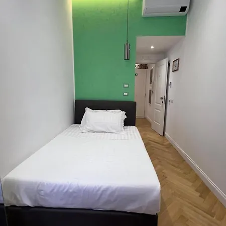 Vatican Eagle Vendégház 4*